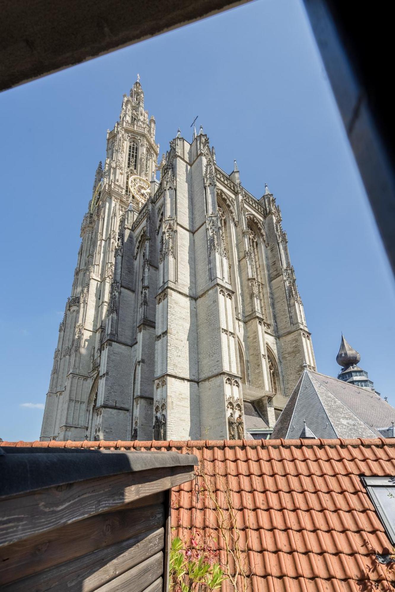 Tempel Cathedral Lodge In The Heart Of Antwerp Exterior photo